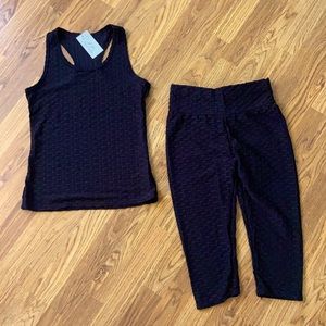 Gym Set 🖤 Black Workout Tank & Yoga Pant Capri Leggings Set NWT